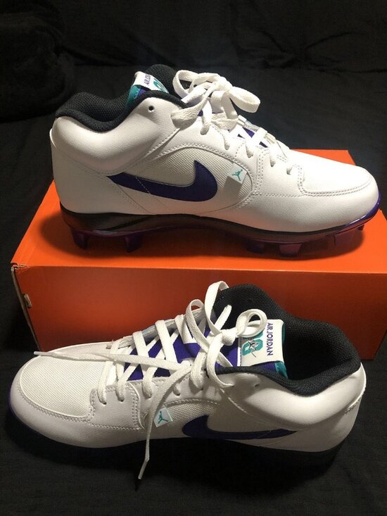 Jordan Other - Air Jordan Stadium 90 Low 'Grape' White Football Cleats, Size 10 HQ0210-105